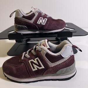 New Balance 574 Classic Kids Shoes Youth 7.5 Suede Mesh Lace Up Sneakers